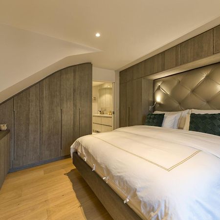 Triplex Penthouse In The City Center ブリュッセル エクステリア 写真