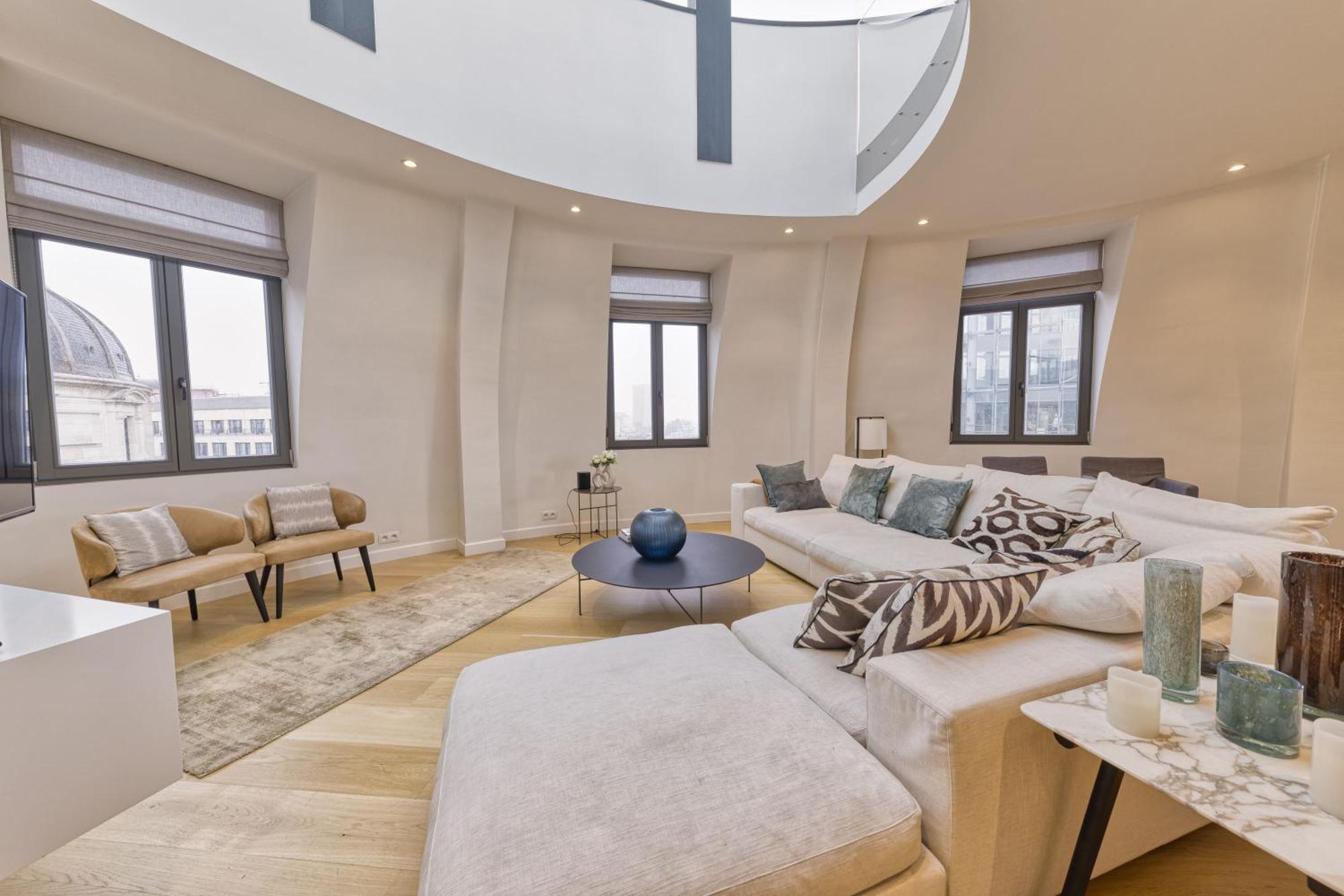 Triplex Penthouse In The City Center ブリュッセル エクステリア 写真